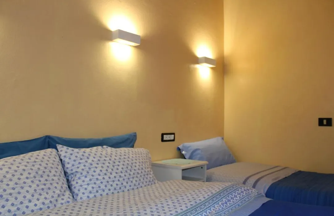 Gmax Guelfa Apartments-1